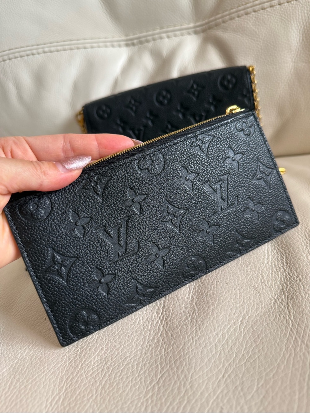 Louis Vuitton Felice Black Empreinte Monogram Leather Chain Wallet - Picture 15 of 16